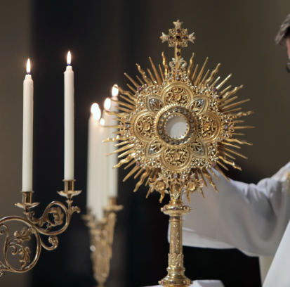 Image - Qu’est-ce que l’adoration eucharistique ?