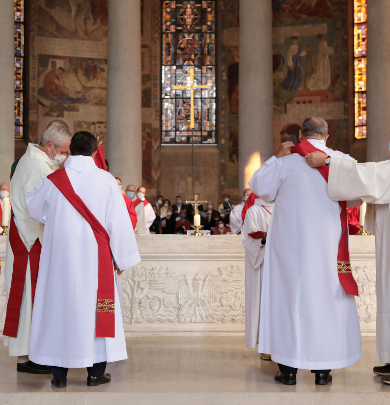 Image - Ordinations diaconales